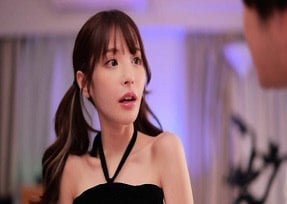 Kana Momonogi sở hữu khả năng tình dục siêu việt